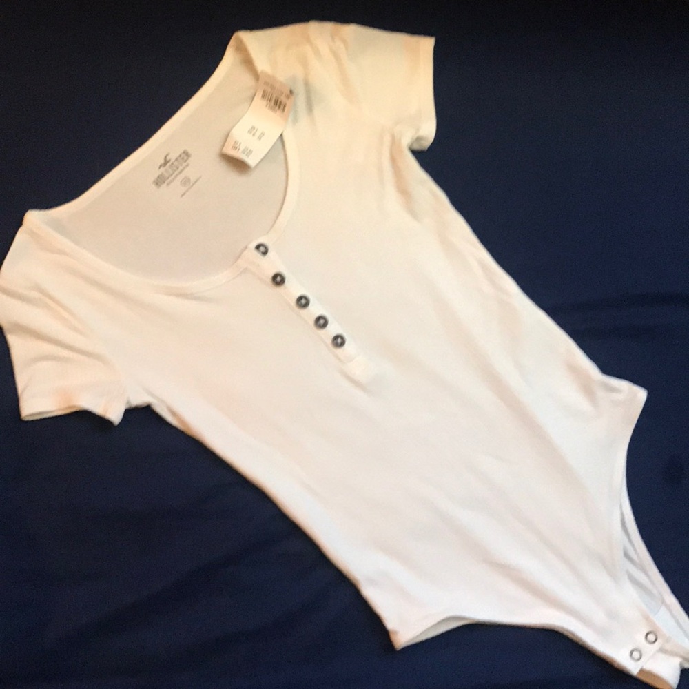 NWT Hollister Bodysuit